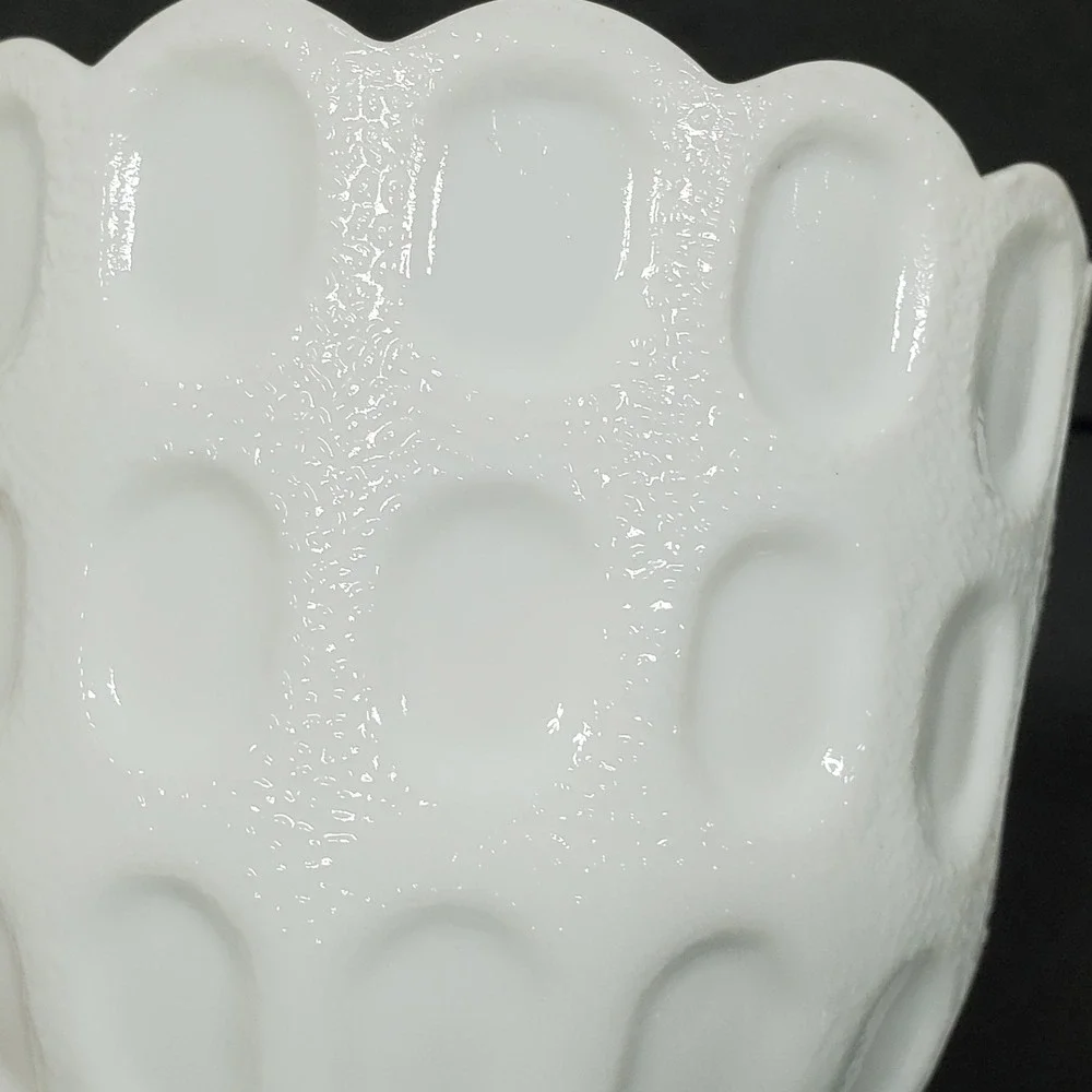 E.O. Brody Milk Glass Vase M4200‎ White Scalloped Thumbprint Pedestal 6